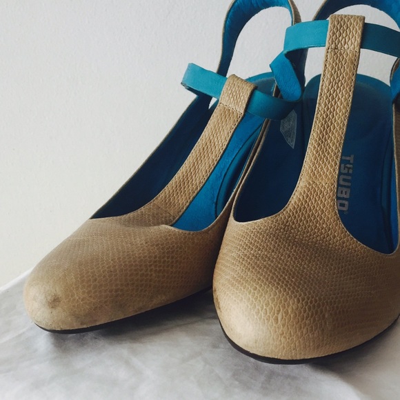 Fun Funky Tsubo T Strap Heels - Picture 6 of 8